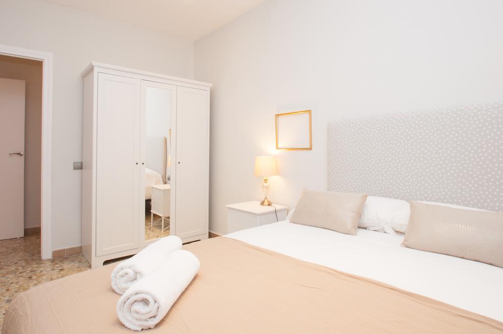 Autentic Arc De Triomf Apartment Barcelona Habitación foto